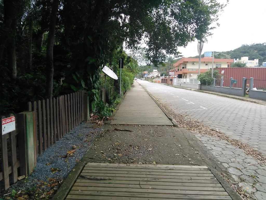 Casa de Férias Chales No Centro De Bombinhas